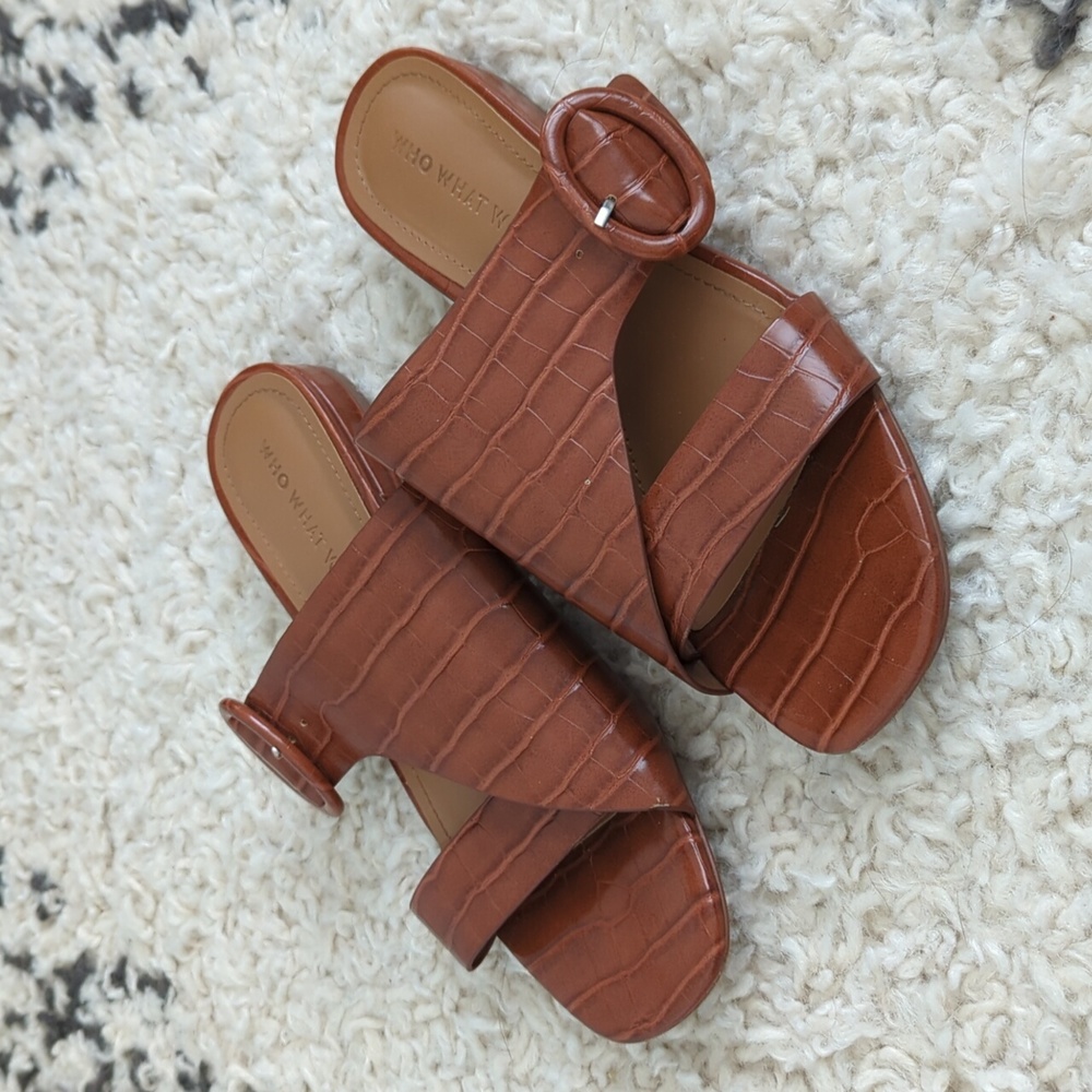 WhoWhatWear Charli buckle sandals